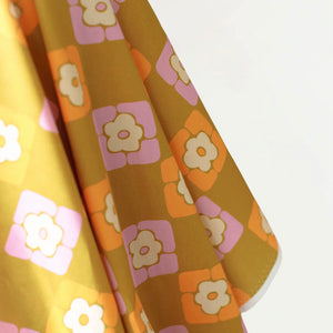 Fabric : Cotton retro floral